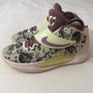 KD 14 "Surrealism" Men's Size 7.5 Gently Used Shoe CW3935-300 Basketball Shoes